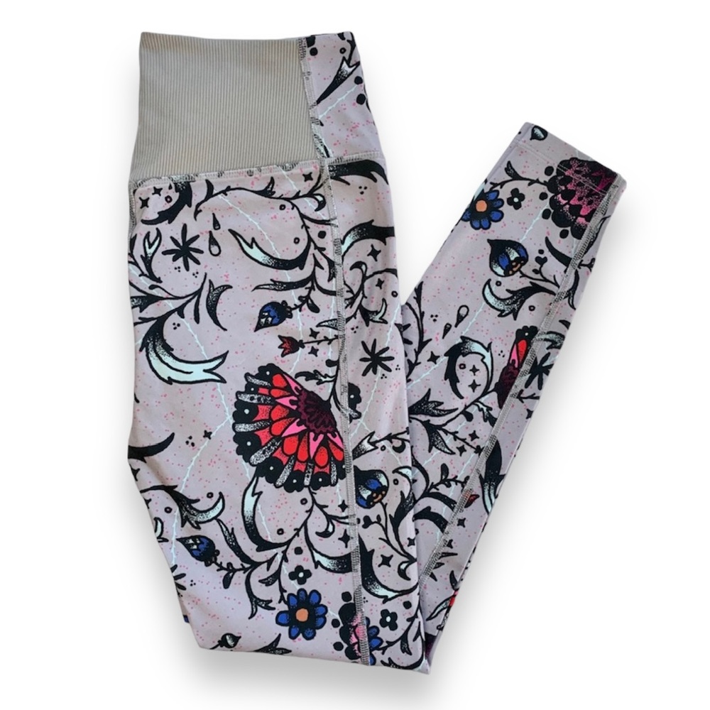 Nike Women’s Power Legend Dri-Fit Colorful Floral Leggings | Small